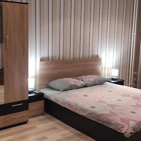 דירות Apartament Kostov Sliven מראה חיצוני תמונה