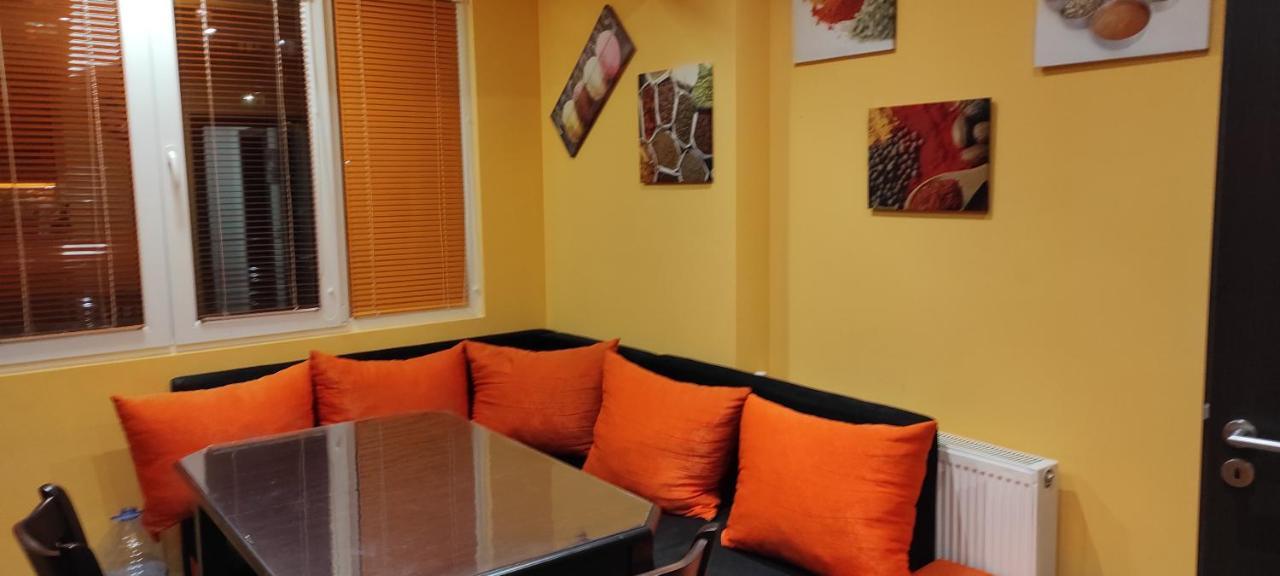 דירות Apartament Kostov Sliven מראה חיצוני תמונה